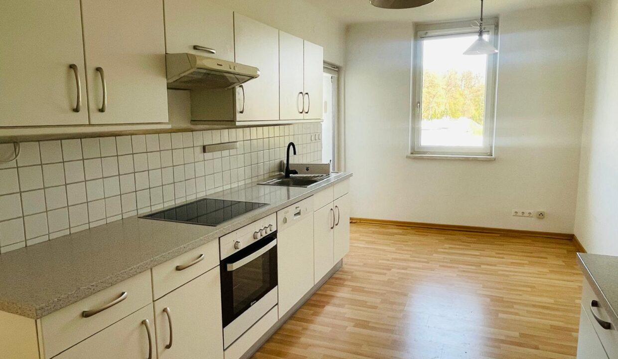 3abff0d6-eef3-4d8b-aab9-fb77e2ad47a4