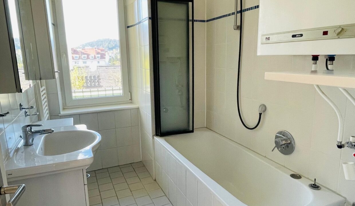 46148618-429c-4e53-b41f-54d1db2ee090