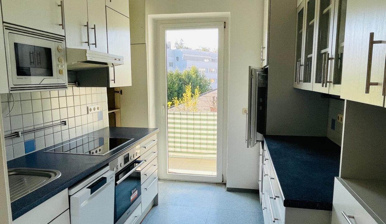 7343d936-3de2-491d-a859-888777f3e710