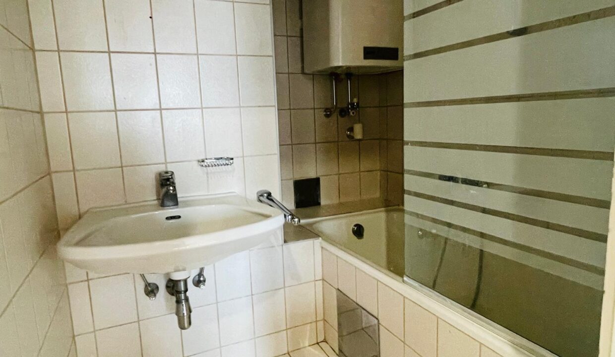 88363b83-741b-495c-802c-6e3b8cf01b5d